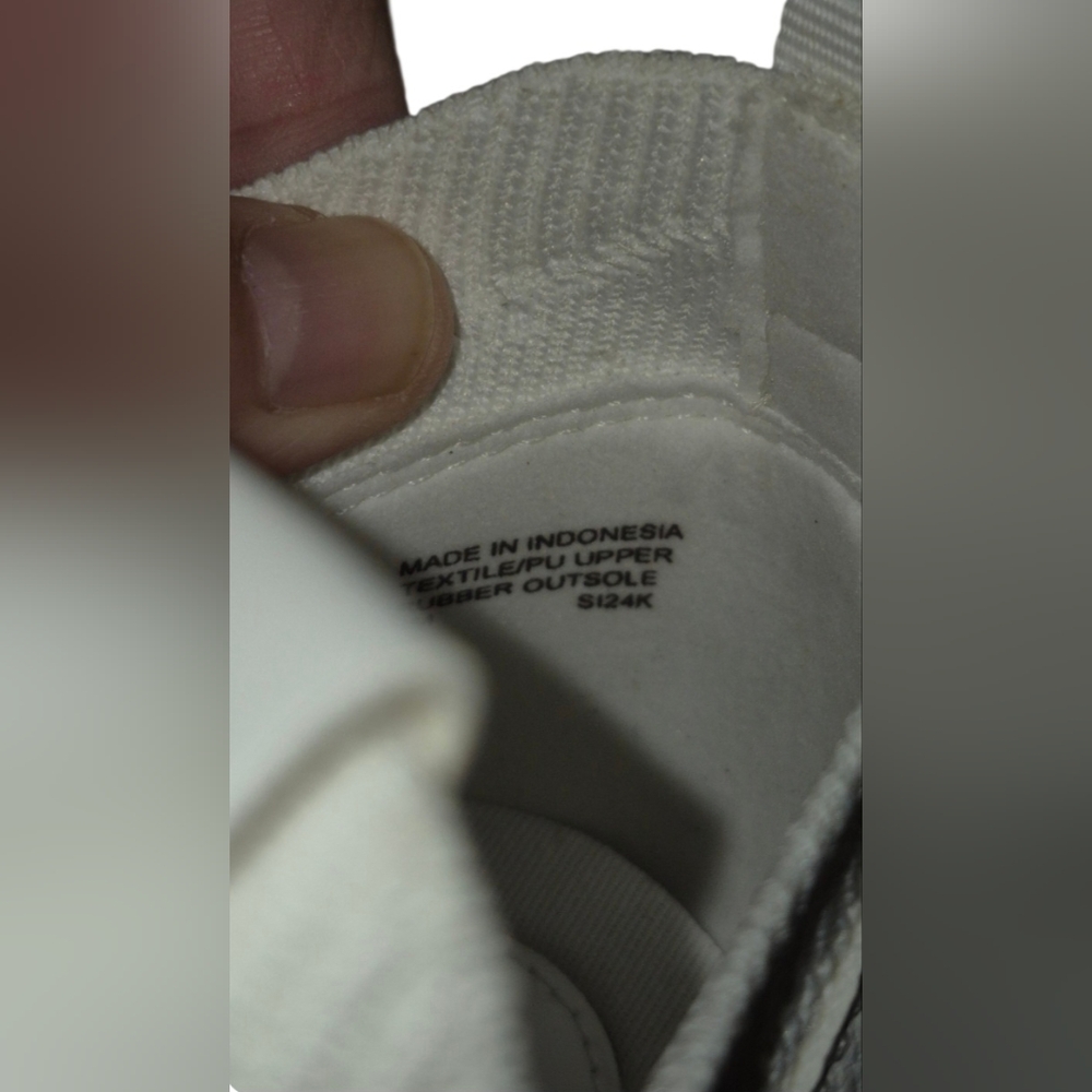 Michael Kors White Knit Sneakers - Picture 9 of 11